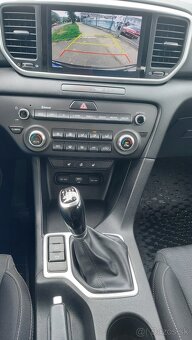 Kia Sportage 1.6 GDi Gold - 16