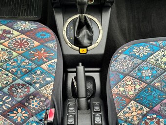 Land Rover Freelander 2.0 Td4 S A/T - 16