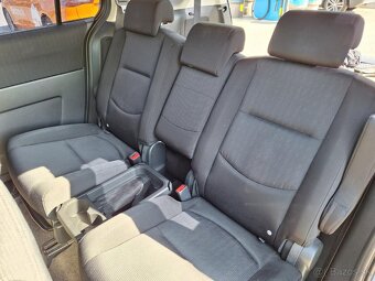 Mazda 5 - 16