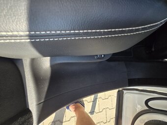 RANGE ROVER VELAR - PREDAJ AJ NA SPLÁTKY - 16