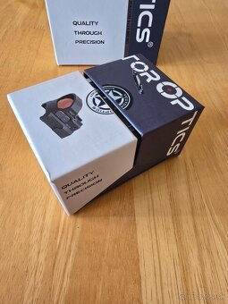 Vector paragon 4x24 ,  Vector frenzy-s gen.2 - 16