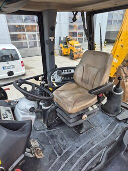 JCB 4CX - 16