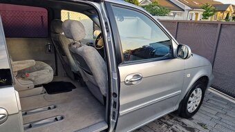 Predám KIA Carnival - 16