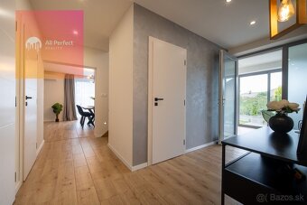 NADŠTANDARDNÉ BÝVANIE V NITRE – 5-IZBOVÝ DOM S DVOJGARÁŽOU,  - 16