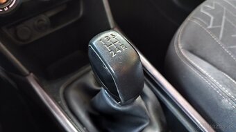 Peugeot 2008 1.2 VTI Active 60kW 6/2014 98000km Top stav - 16