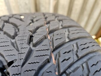 Zimné pneu NOKIAN WR Snowproof - 215/60 r16 99H - 16