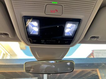 Volkswagen Golf 8 2.0 TDI 2021 - 16