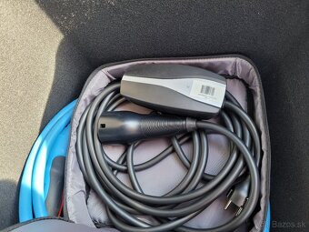 Predám elektro auto TESLA model 3 dual motor, model 2021 - 16
