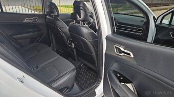 KIA Sportage 2023 PLATINUM 1.6 T-GDi, 1 majiteľ, V ZARUKE
 - 16