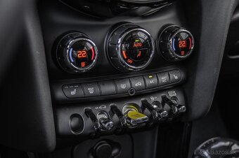 Mini Cooper S SE 135kW AT Elektro 2022 - odp. DPH - 16