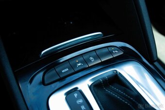 Opel Insignia 2.0 Turbo S S GS Line A/T - 16