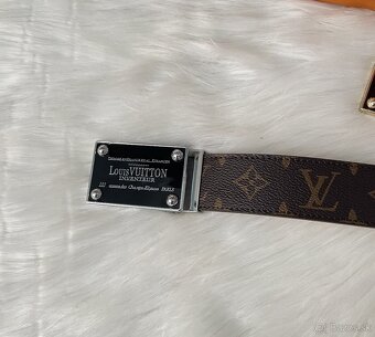 Louis Vuitton Inventeur opasok s 2 prackami - 16