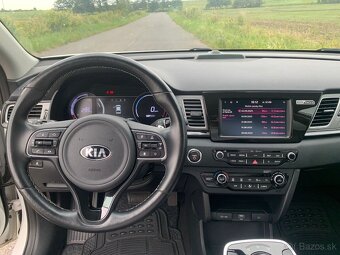 Elektromobil KIA Niro Platinum 150kw - 16