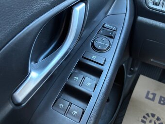 Hyundai i30 WG 1.0T-GDi 88kW COMFORT ČR DPH ZÁRUKA - 16