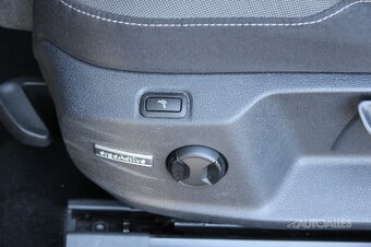 Volkswagen Golf Variant 1,6 TDi 85 kW - 16