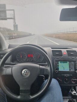 Volkswagwn Golf V 1.4i - 16