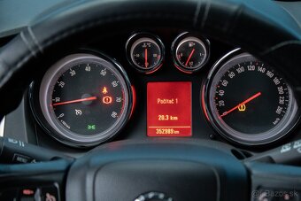 Opel Astra Sport Tourer 1.4 Turbo - 16