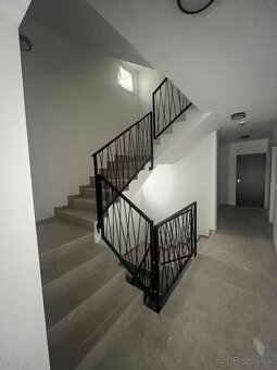MAKARSKA CHORVÁTSKO – 47m2 – apartmán v novostabe - 16