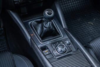 Mazda 6 2.0 Skyactiv-G Revolution / 1.MAJITEĽ / DPH / BOSE - 16