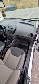 Ford Tourneo Courier - 16