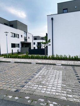 Nebytový priestor 28m2 so súkromným parkovacím miestom - 16