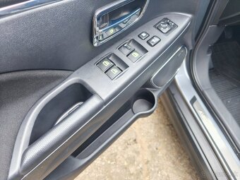 Mitsubishi ASX SLOVENSKÉ AUTO 1,6 MIVEC Benzín 86KW M5. 2016 - 16