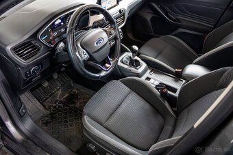 Ford Focus 2019  1.0 benzín 92 kW - 16