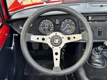 Triumph Spitfire MkIV z roku 1971 - 16
