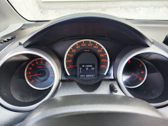 Honda Jazz 1.2 Trend - 16