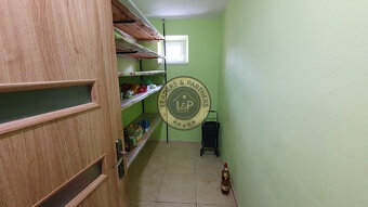 PREDAJ: veľký 2 poschodový rodinný dom Šuňava s výhľadom na - 16