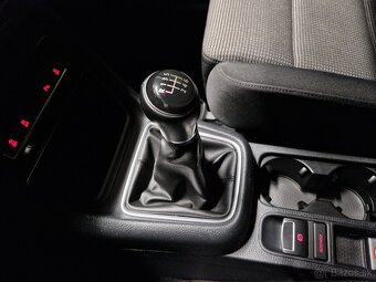 VW Sharan 2,0 TDI 103kW 7 miestny Vyservisovaný - 16