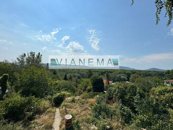 IBA U NÁS Exkluzívne na predaj vila, rodinné sídlo Bratisla - 16