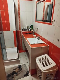 Rodinný dom v pokojnej lokalite v Slavošovciach. - 16