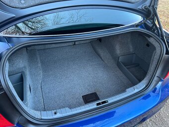 BMW 320si (E90) - SK Auto - Limitovaná edícia 1/2600 - 16