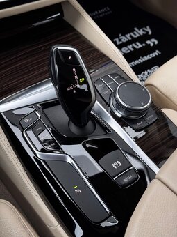 BMW Rad 5 530i xDrive A/T - 16