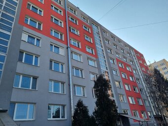 Moderný zrekonštruovaný dvojizbový byt s loggiou v Lučenci - 16
