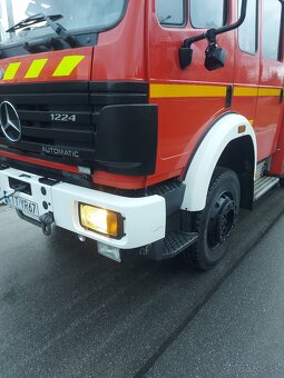 Mercedes 1224 AF 4x4 Hasiči Hasičke auto Top stan - 16