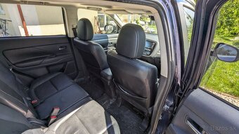 Predám Mitsubishi Outlander 3 2013 2,2DI-D 110kW - 7 miestne - 16