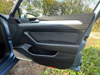 Volkswagen Passat Variant 2.0 TDI Business DSG 156tis.km - 16