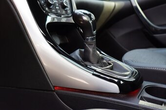 Opel Astra 1.4 Turbo Cosmo - 16