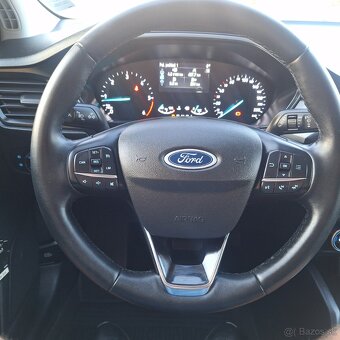 Ford Focus Kombi 1,5 TDCi EcoBoost Titanium A/T - 16
