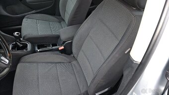 VOLKSWAGEN GOLF VI 1.6TDI 77KW - 16