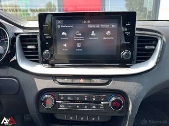 Kia Ceed SW 1.6 CRDi Gold, 111 230km, LED svetlomety, SR - 16