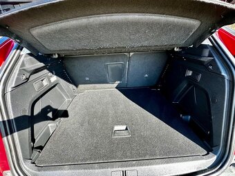 Predám Peugeot 3008 1.6blueHDI automat 2017 - 16