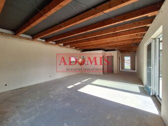 predáme nadštandardný 4izbový bungalov 160m2, kompletné IS,  - 16