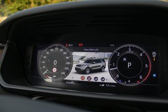 Land Rover Discovery 3.0 SDV6 SE - 16