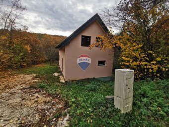 REZERVOVANÉ 2 podlažný rod.dom, hrubá stavba, 116m2, pozemok - 16