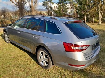 Škoda superb - 16