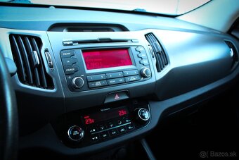 Kia Sportage 1.7 CRDi VGT 2WD Panoramatická strecha, Tažné - 16