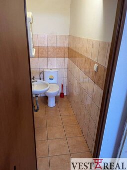 Prenájom Priestoru 135m2 - Galanta - 16